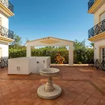 #054 Walk Everywhere *