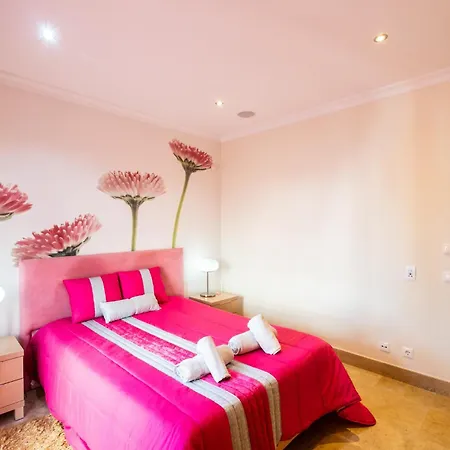 #054 Walk Everywhere Apartment Albufeira