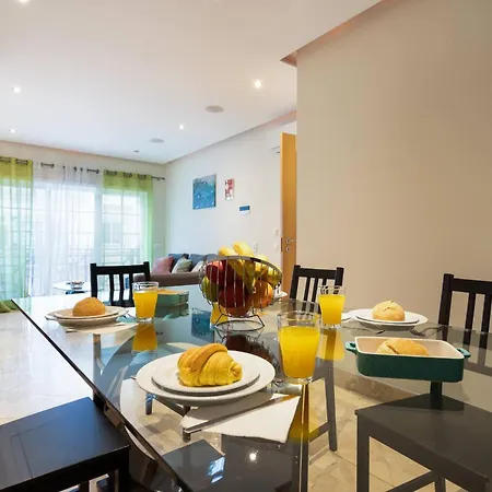 #054 Walk Everywhere *