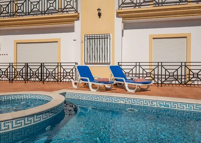 #054 Walk Everywhere Apartment