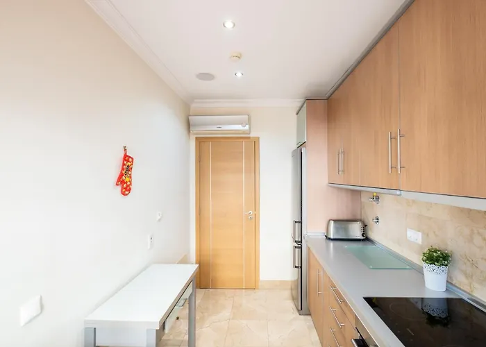 #054 Walk Everywhere Apartment