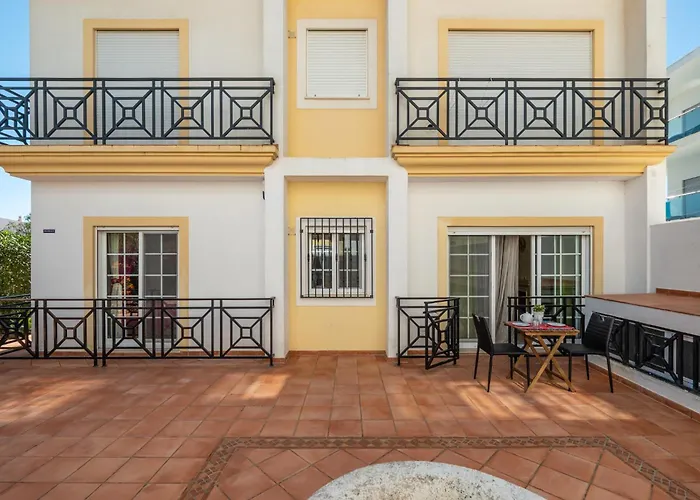 #054 Walk Everywhere * Albufeira