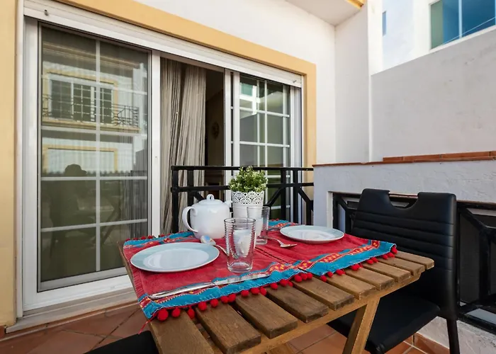 #054 Walk Everywhere * Albufeira